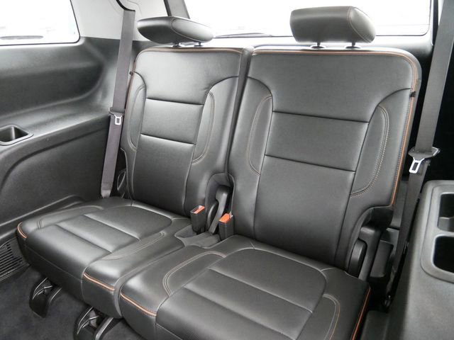Used 2023 GMC Acadia AT4 image 12