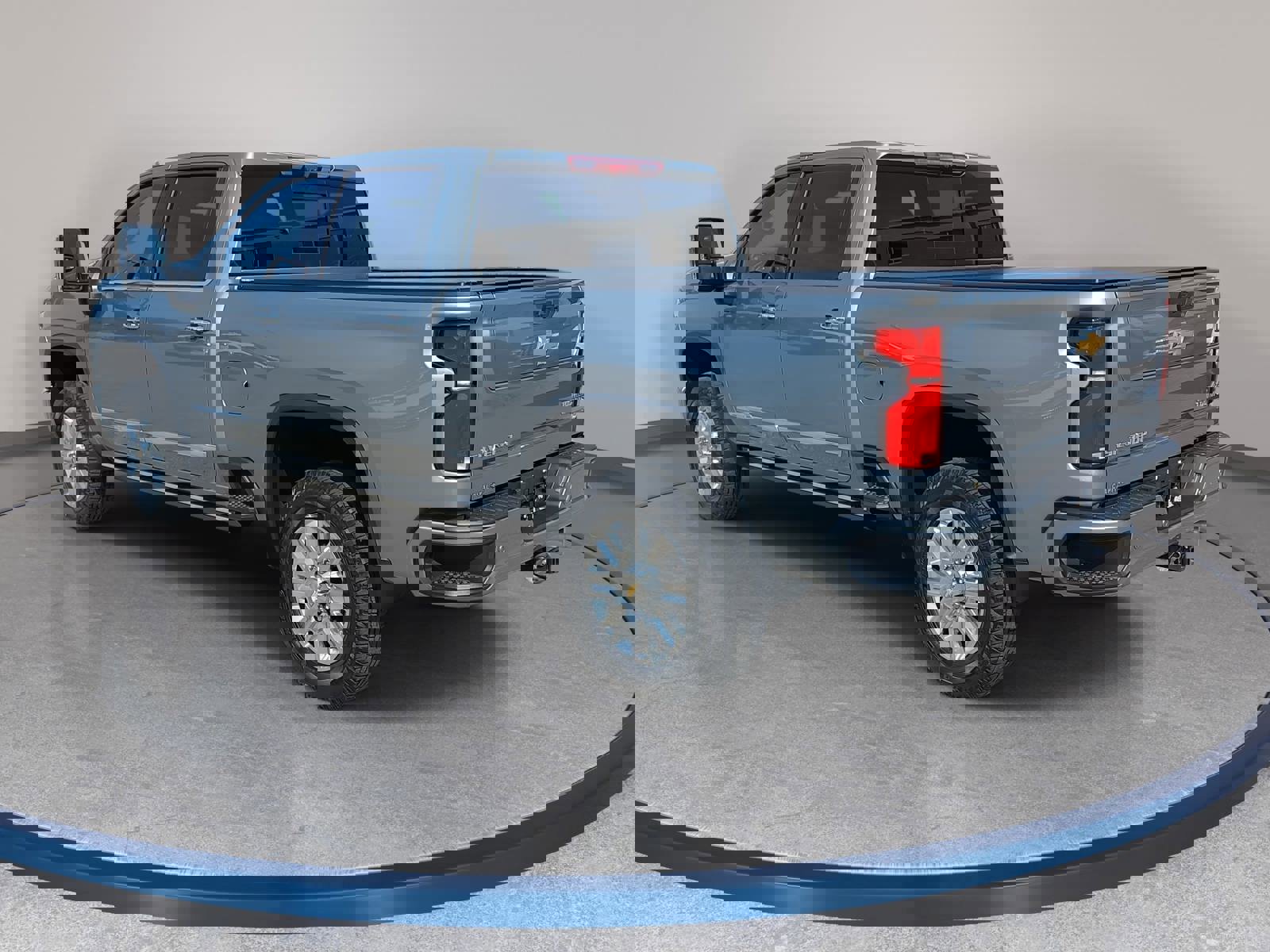 Used 2025 Chevrolet Silverado 2500 High Country w/ High Country Premium Package image 7