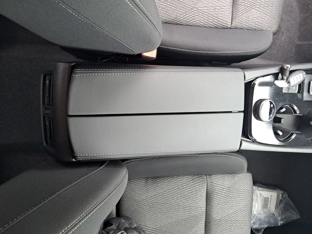 New 2026 Nissan Rogue SV w/ Cold Weather Package AWD/4WD image 27