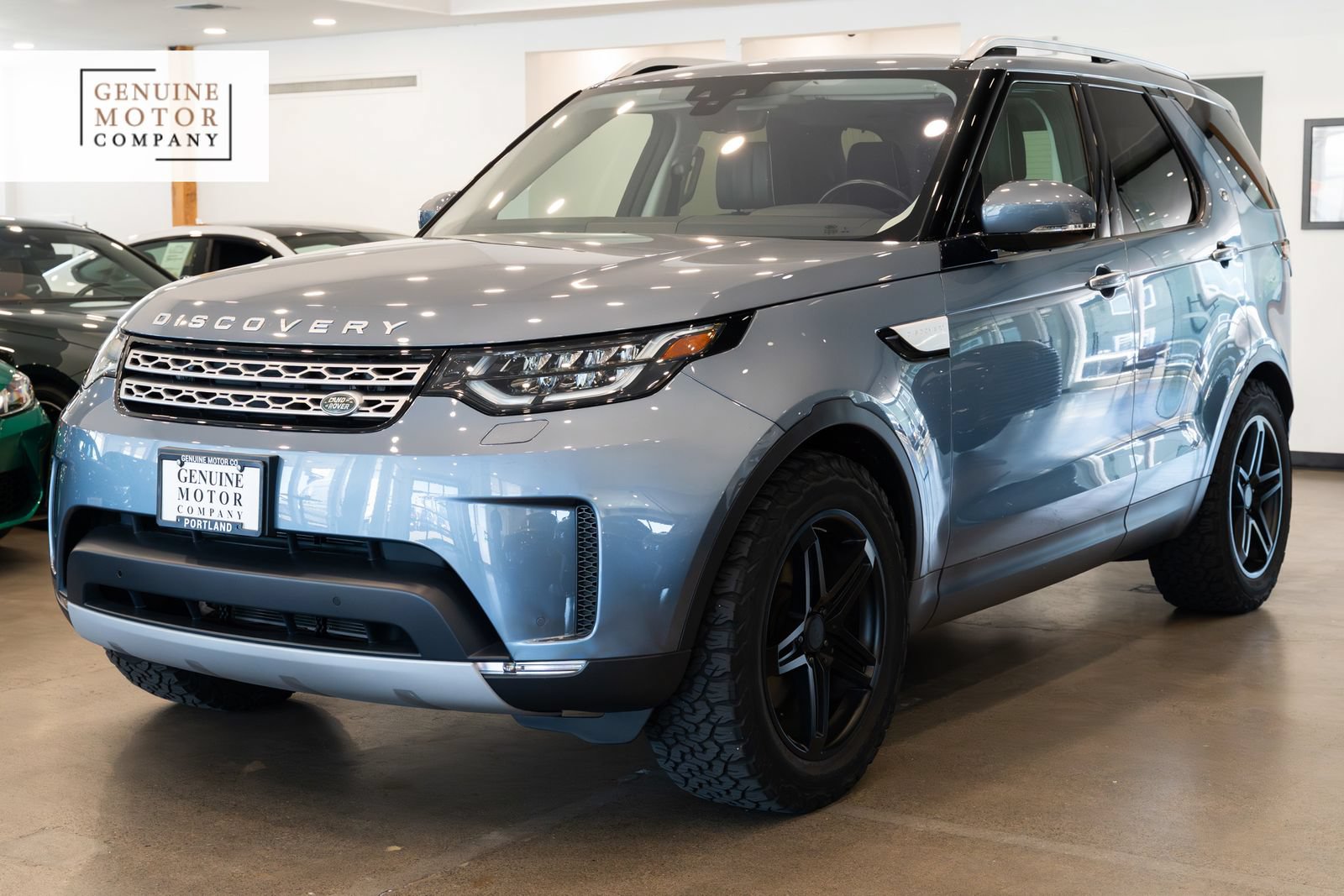 Used 2018 Land Rover Discovery HSE Luxury AWD/4WD image 1