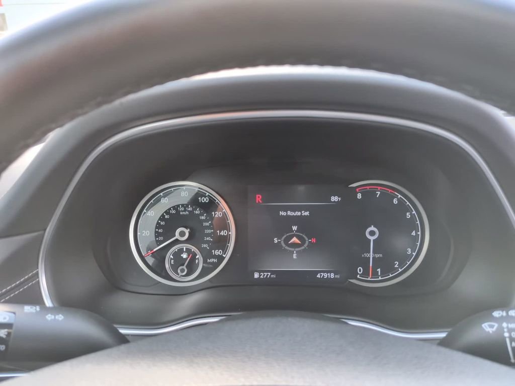 Used 2021 Genesis GV80 3.5T AWD/4WD image 32