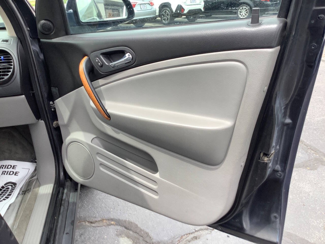 Used 2006 Saturn Vue AWD V6 w/ Sun & Sound Pkg image 32