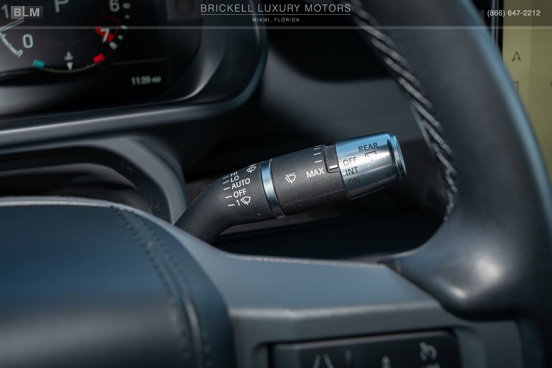 Used 2022 Land Rover Defender 90 X-Dynamic HSE image 30