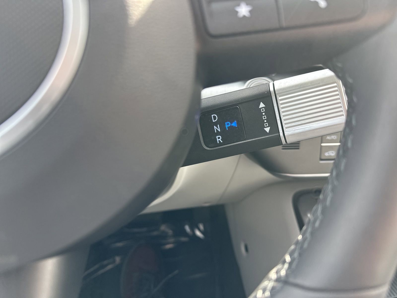 Used 2025 Hyundai Kona Limited image 45