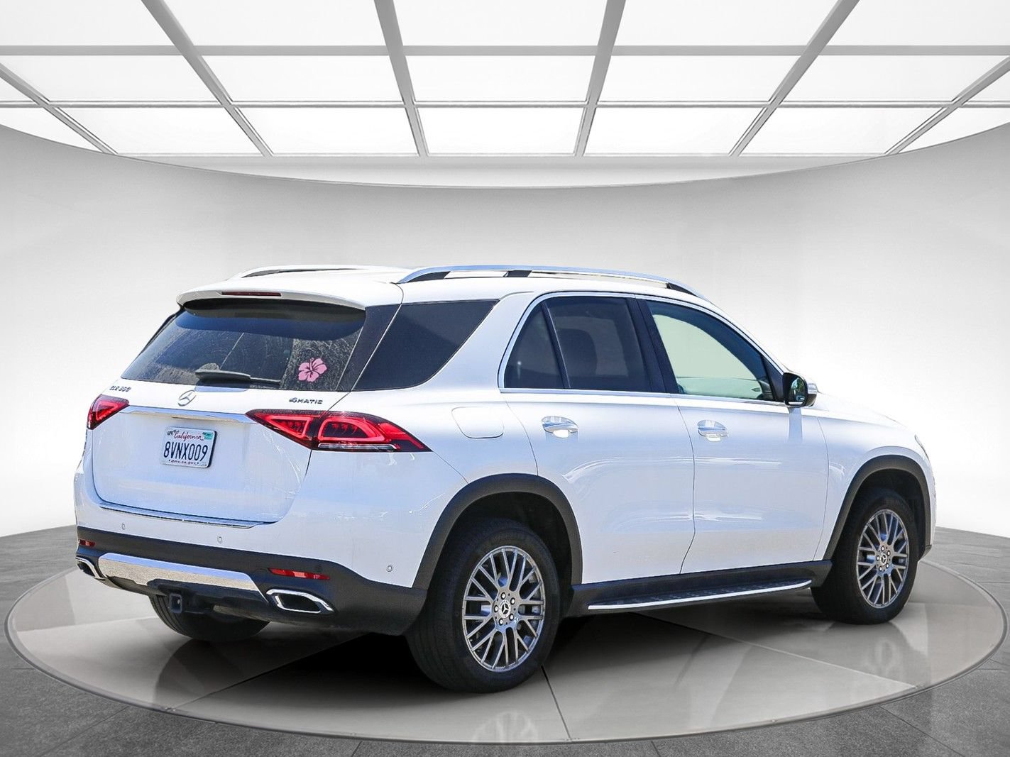 Used 2021 Mercedes-Benz GLE 350 4MATIC image 3