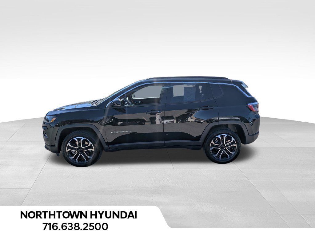 Used 2024 Jeep Compass Limited AWD/4WD image 2