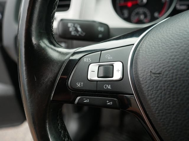 Used 2015 Volkswagen Golf TDI S FWD image 25