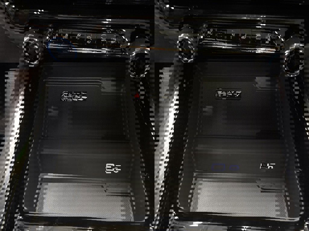 New 2026 Chevrolet Suburban High Country w/ Sun And Tow Package image 22