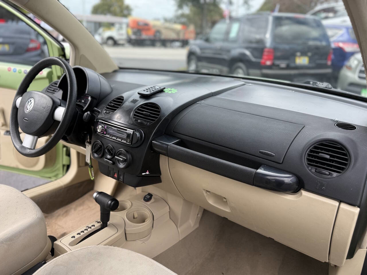 Used 2002 Volkswagen Beetle GL image 18