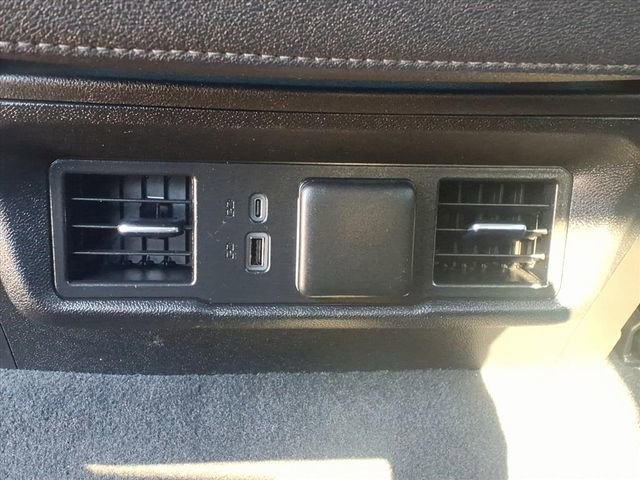 Used 2025 GMC Sierra 1500 SLT image 23