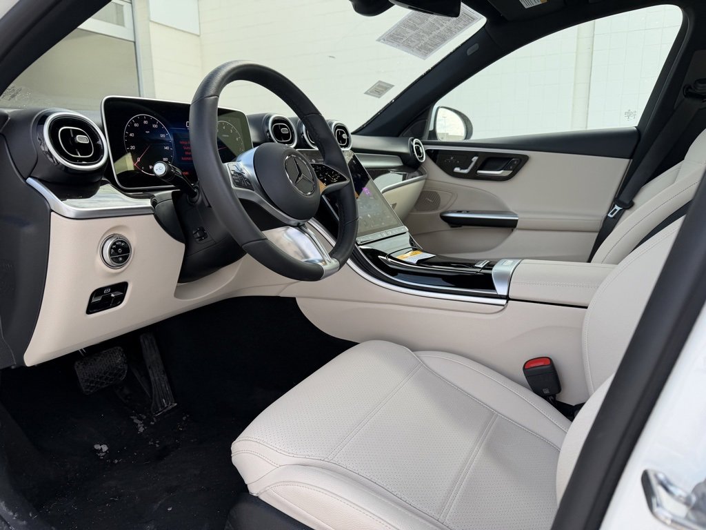 Used 2025 Mercedes-Benz C 300 C 300 image 4