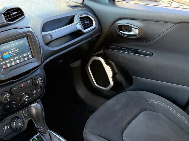 Used 2020 Jeep Renegade Sport AWD/4WD image 18