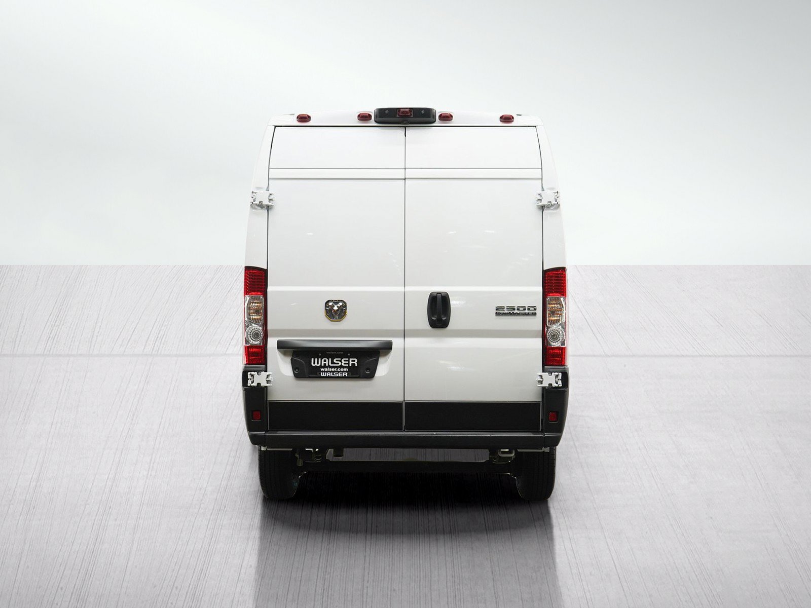 Used 2023 RAM ProMaster 2500 FWD image 4