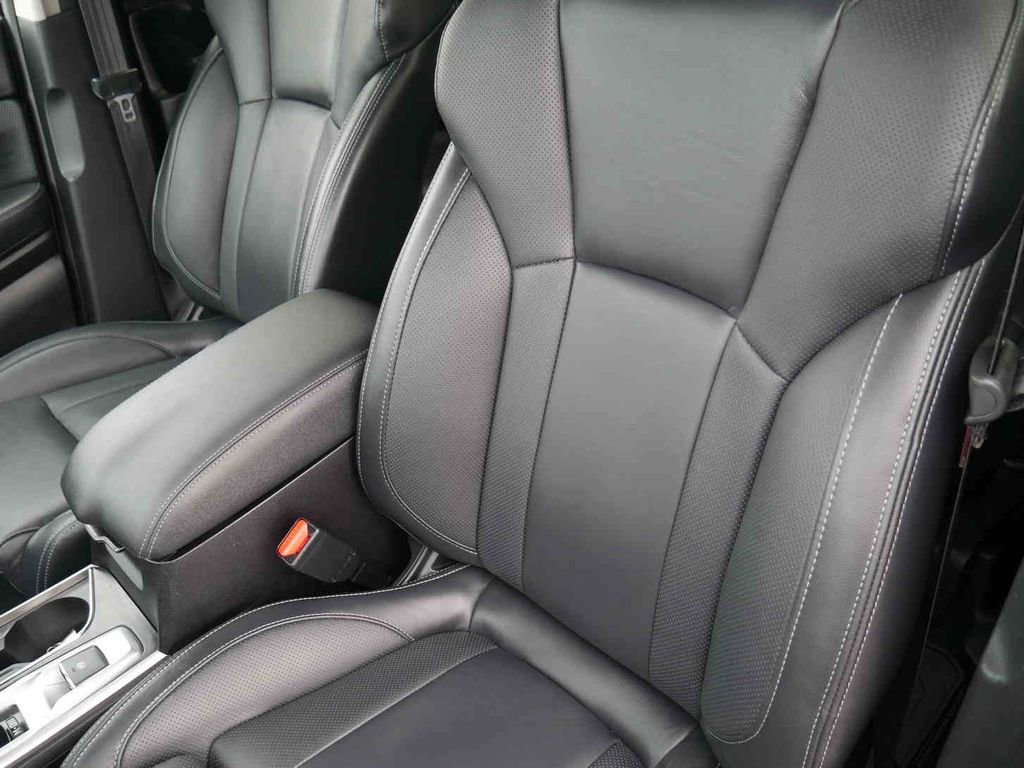 Used 2022 Subaru Ascent Limited image 29