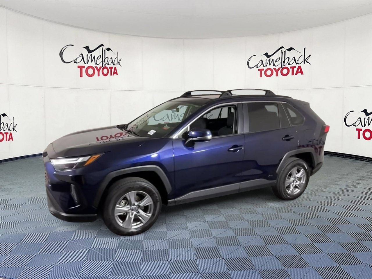 Used 2023 Toyota RAV4 XLE w/ Convenience Package AWD/4WD image 7