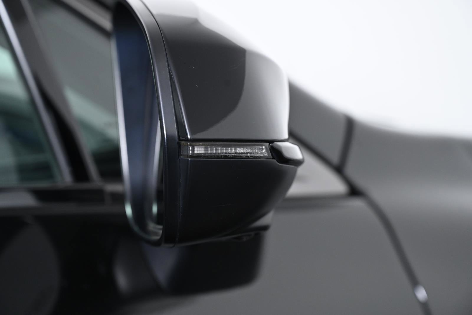 Used 2024 Lexus RX 500h F Sport w/ Convenience Package image 9