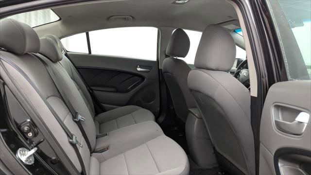 Used 2017 Kia Forte LX FWD image 18