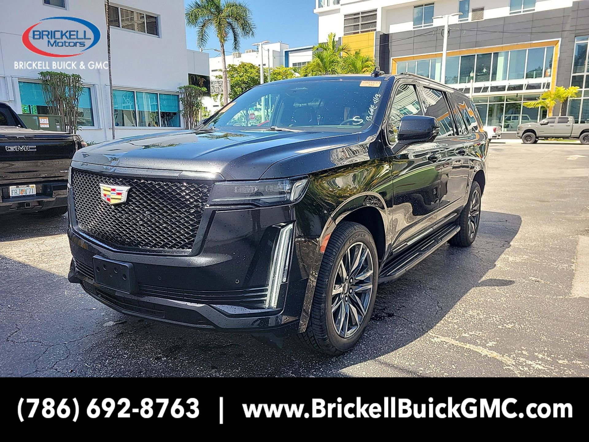 Used 2022 Cadillac Escalade ESV Sport image 1