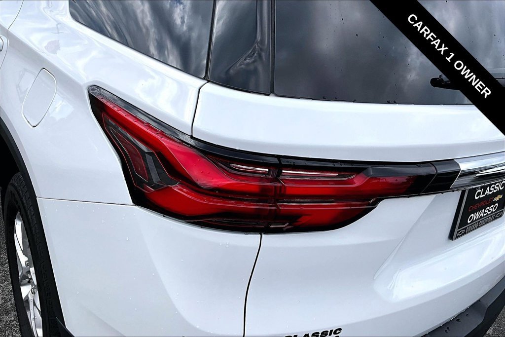 Used 2022 Chevrolet Traverse LS FWD image 22