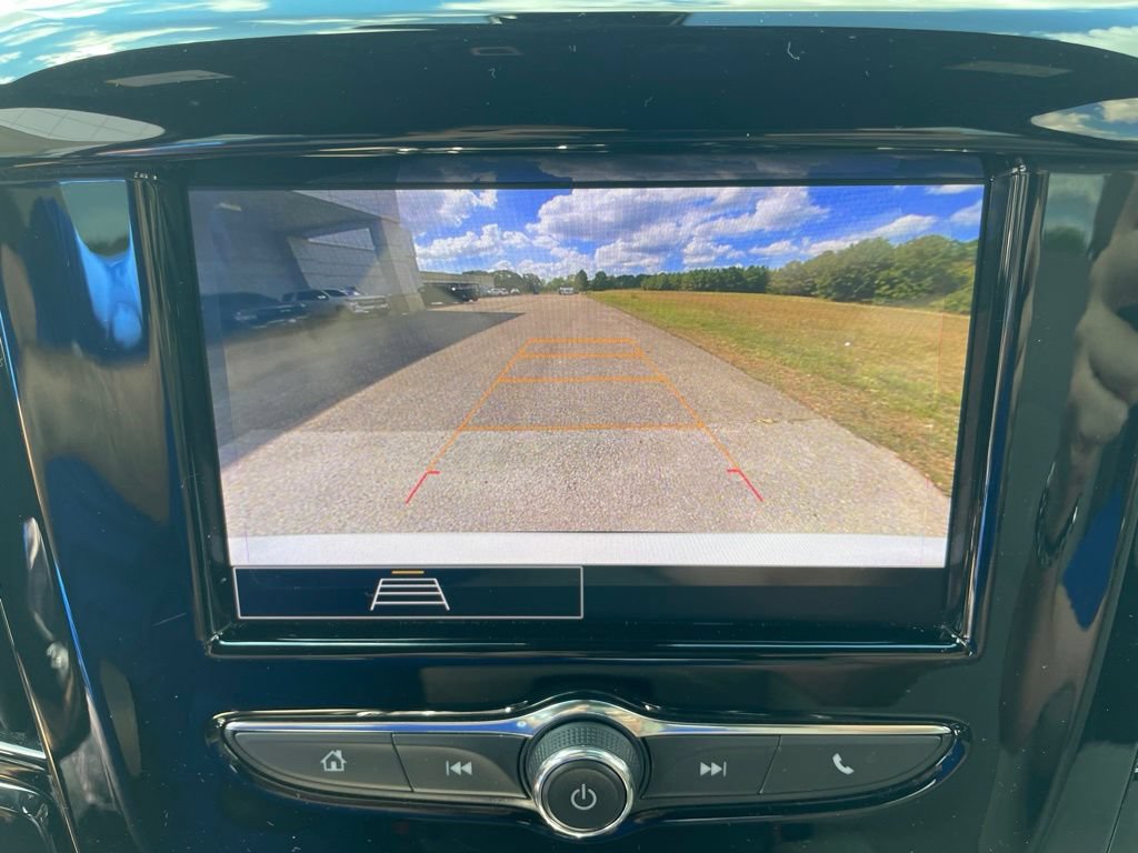 Used 2022 Chevrolet Traverse LT FWD image 26