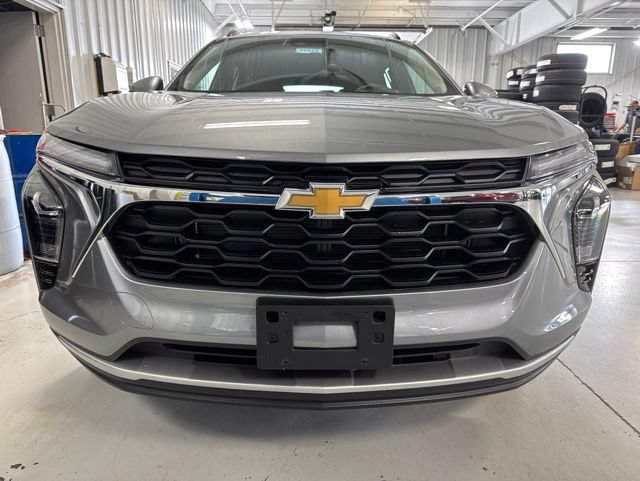 New 2026 Chevrolet Trax LT w/ Driver Confidence Package FWD image 25