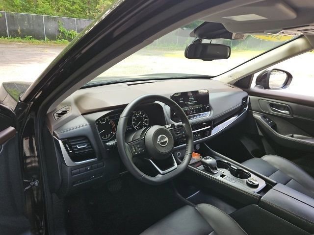 Used 2022 Nissan Rogue SL w/ SL Premium Package image 19