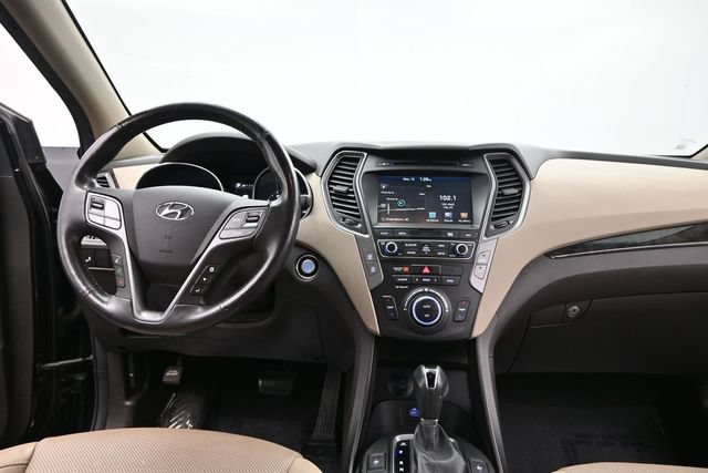 Used 2017 Hyundai Santa Fe Sport w/ 2.4L Tech Package 04 AWD/4WD image 17