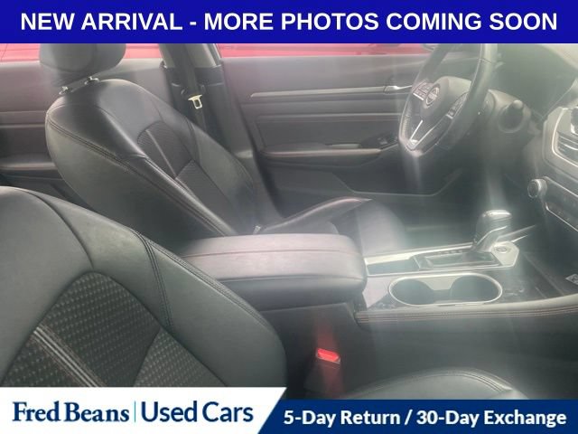 Used 2023 Nissan Altima 2.5 SR FWD image 8