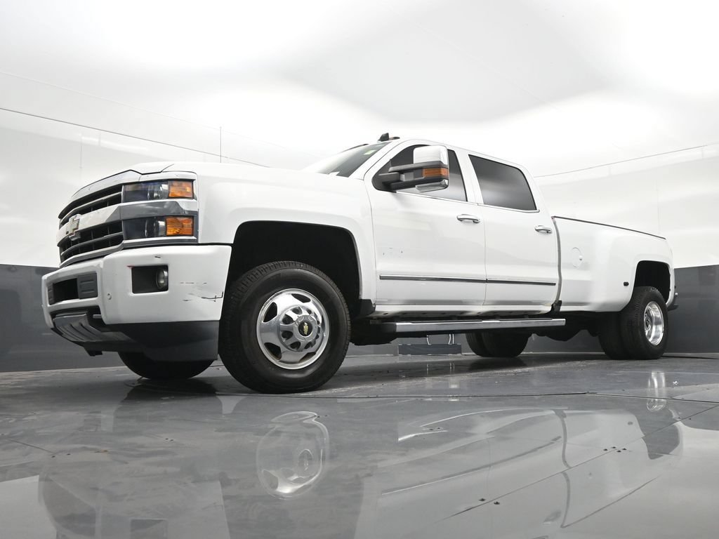 Used 2019 Chevrolet Silverado 3500 High Country w/ Duramax Plus Package AWD/4WD image 25
