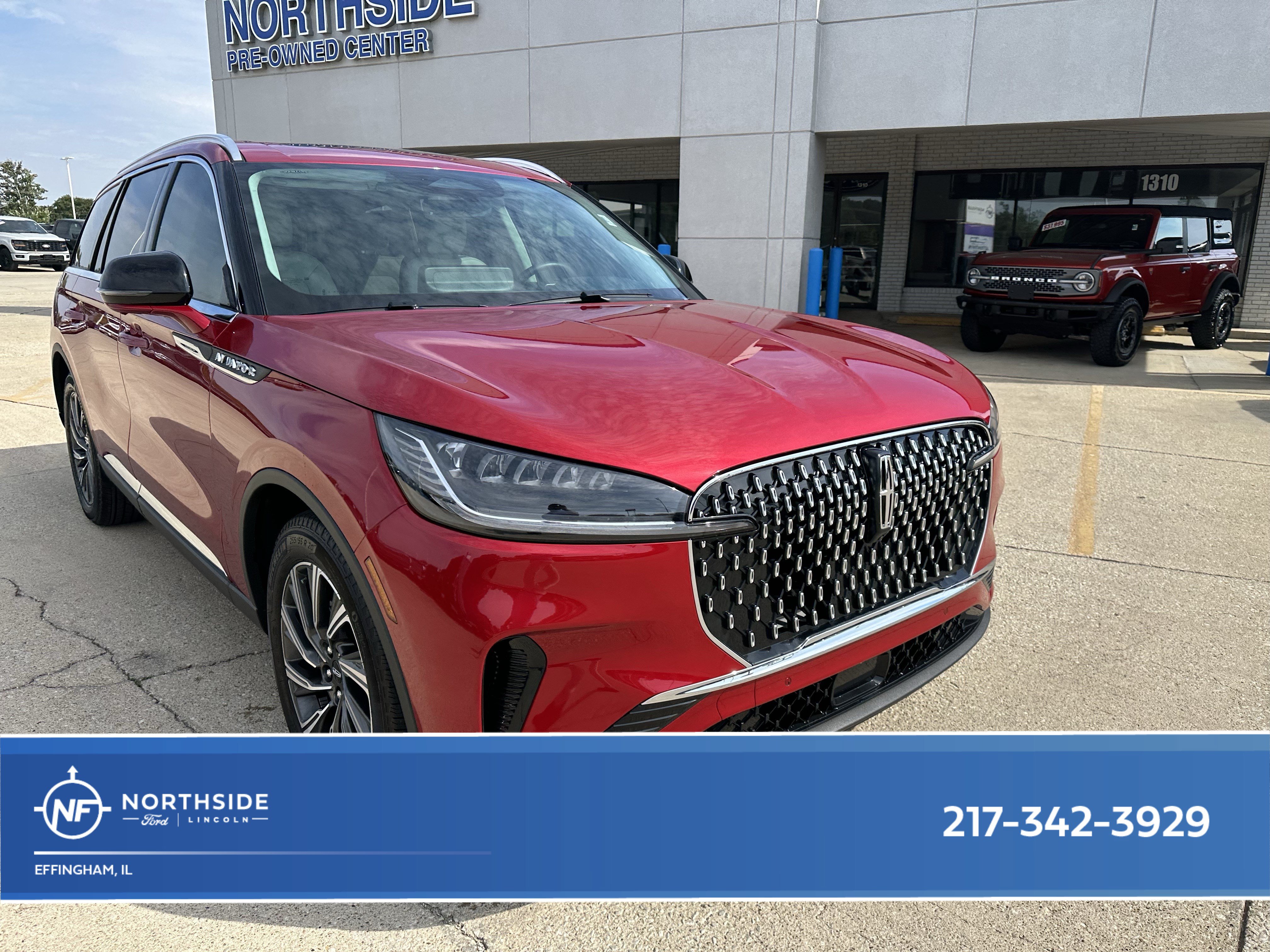 Used 2026 Lincoln Aviator 2WD image 1