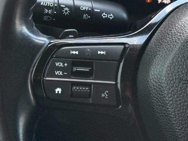 Used 2025 Honda Pilot EX-L image 11
