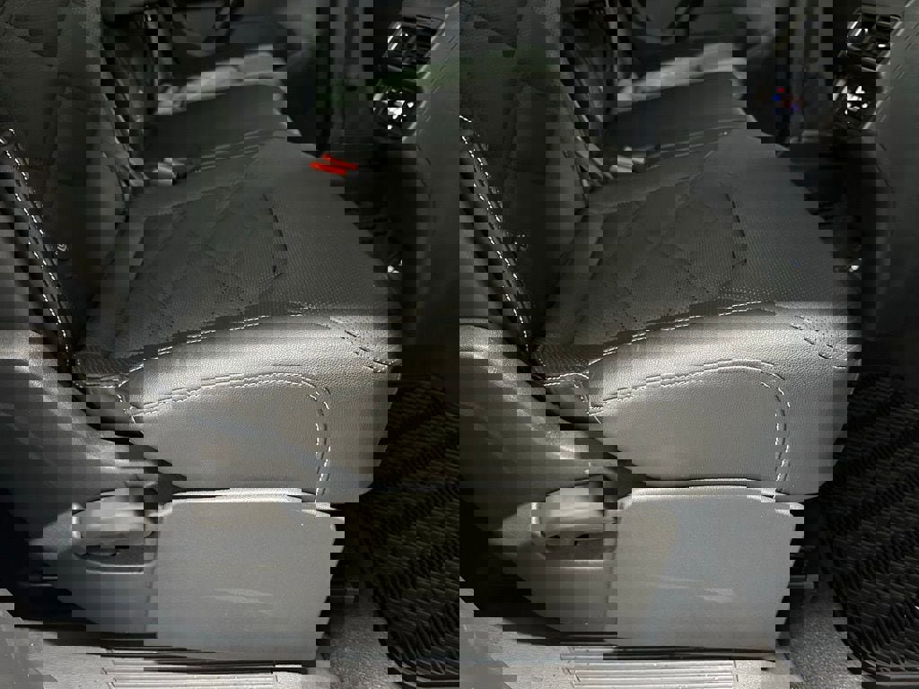 Used 2025 Volkswagen Atlas SE image 55