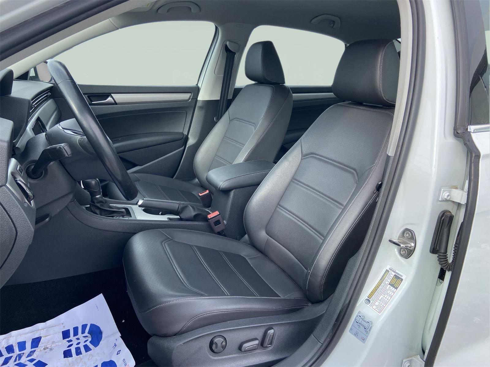 Used 2020 Volkswagen Passat 2.0T SE image 20