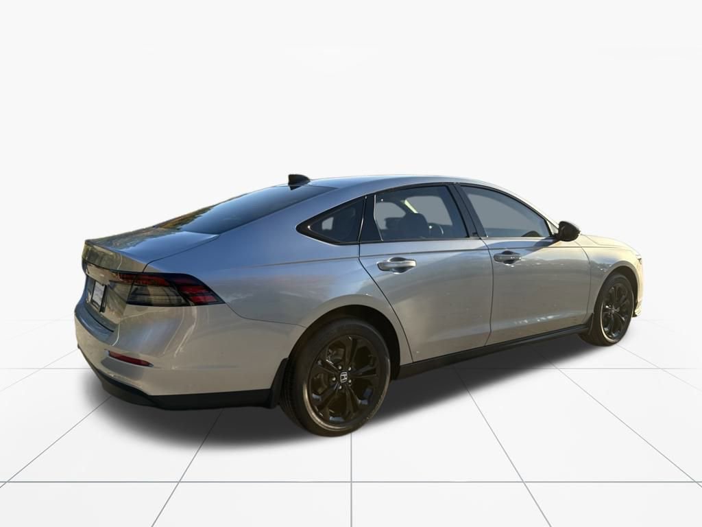 New 2025 Honda Accord SE image 7