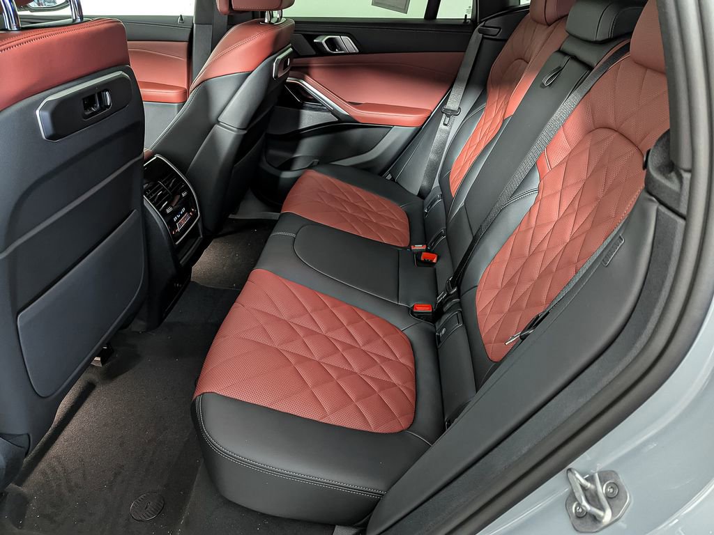 New 2026 BMW X6 xDrive40i image 30