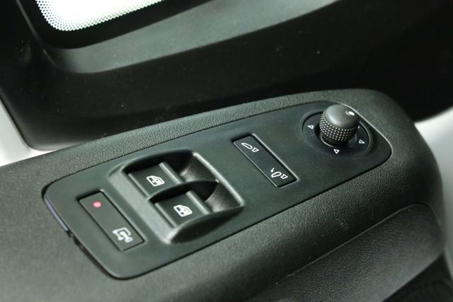 Used 2024 RAM ProMaster 2500 w/ Convenience Group image 26