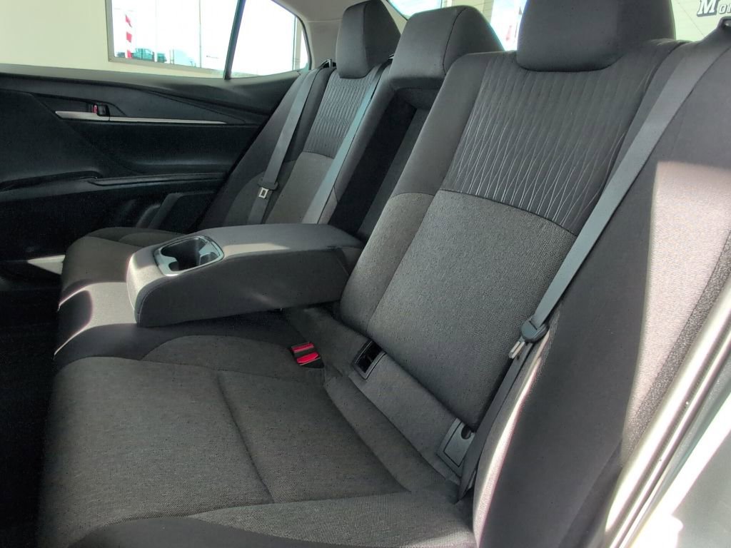Used 2025 Toyota Camry LE FWD image 15
