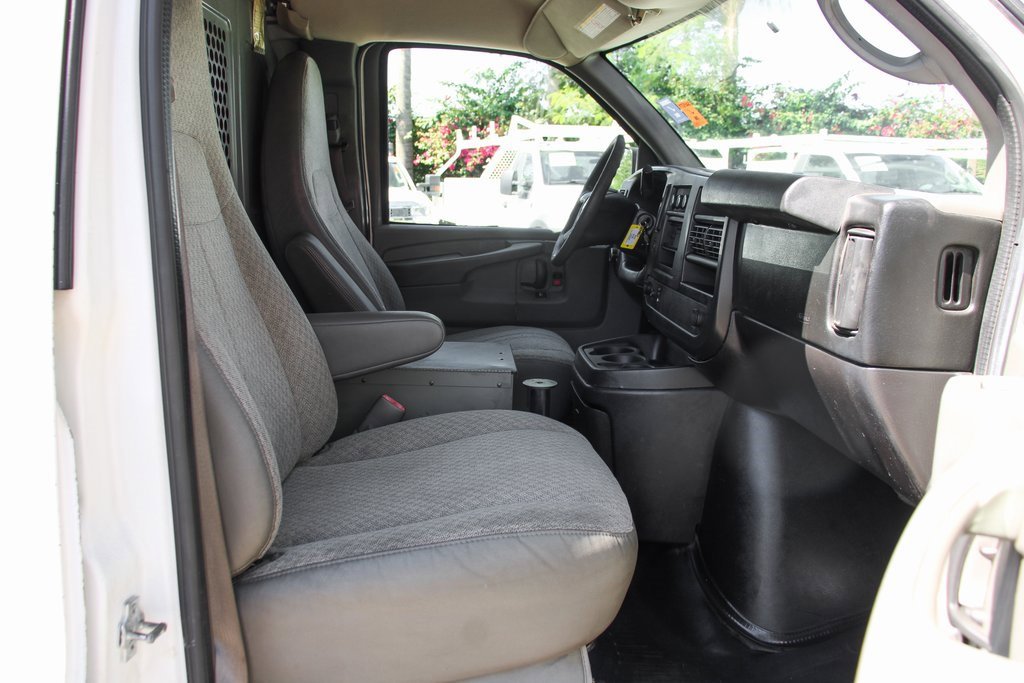 Used 2012 Chevrolet Express 2500 w/ Power Package image 32
