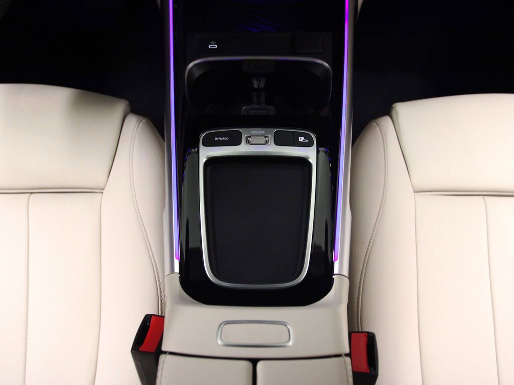 Certified 2025 Mercedes-Benz GLB 250 4MATIC image 16