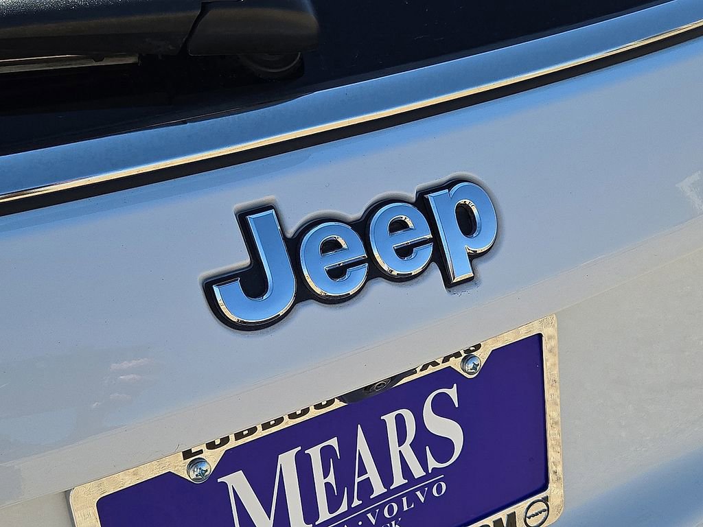 Used 2024 Jeep Compass Sport image 13