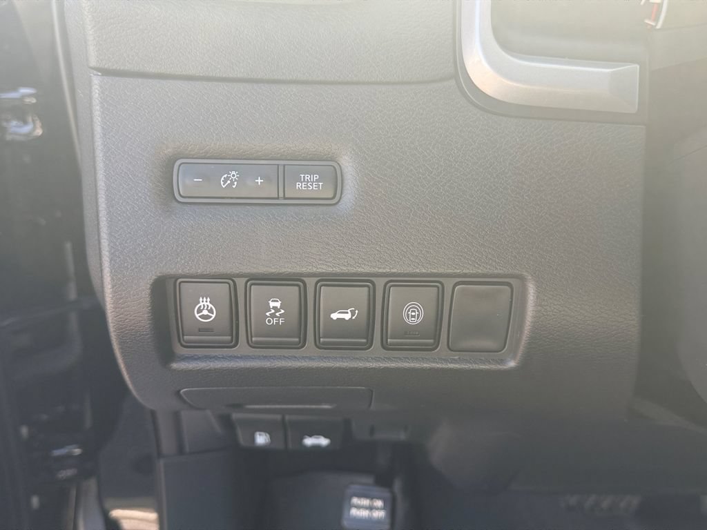 Used 2023 Nissan Murano Platinum AWD/4WD image 31