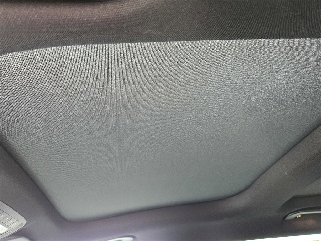 Used 2025 Mercedes-Benz GLB 35 AMG 4MATIC image 26