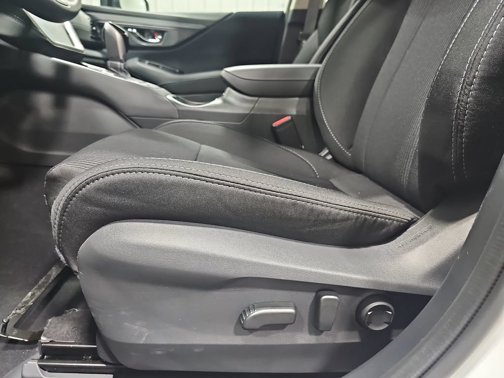 Used 2025 Subaru Legacy Premium AWD/4WD image 28