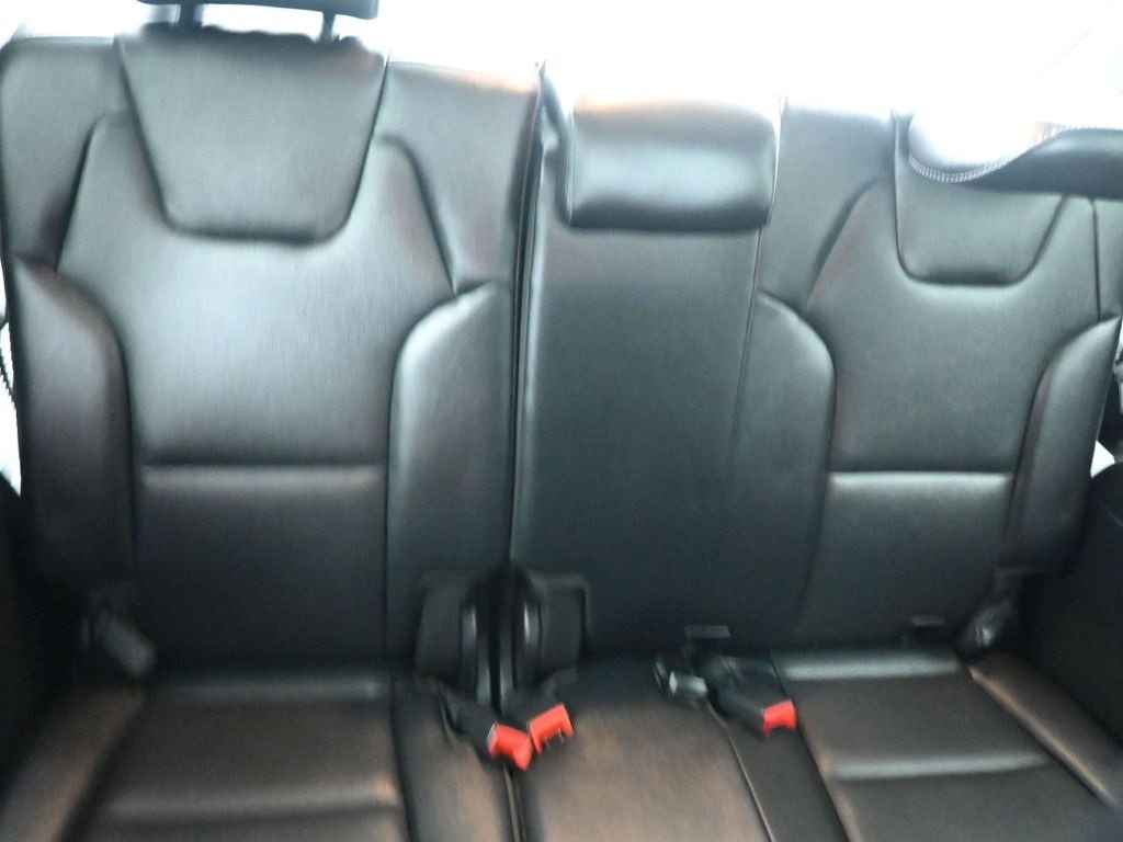 Used 2023 Kia Telluride LX image 5