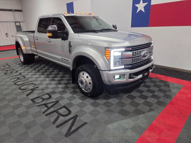 Used 2017 Ford F450 Platinum image 23