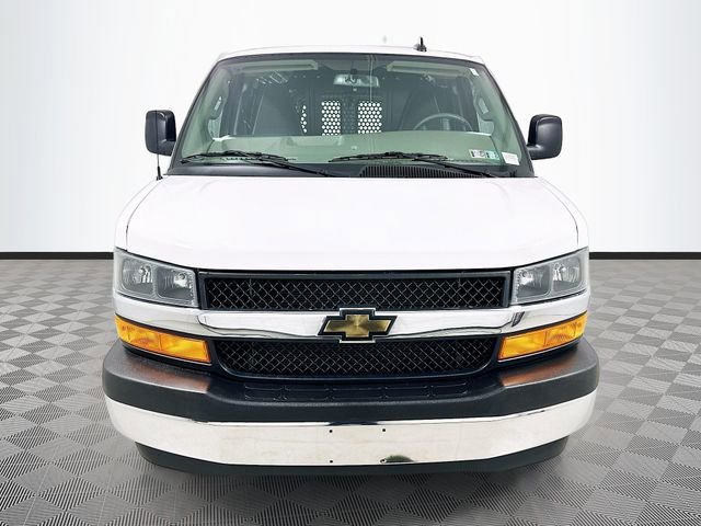 Used 2024 Chevrolet Express 2500 w/ Driver Convenience Package image 2