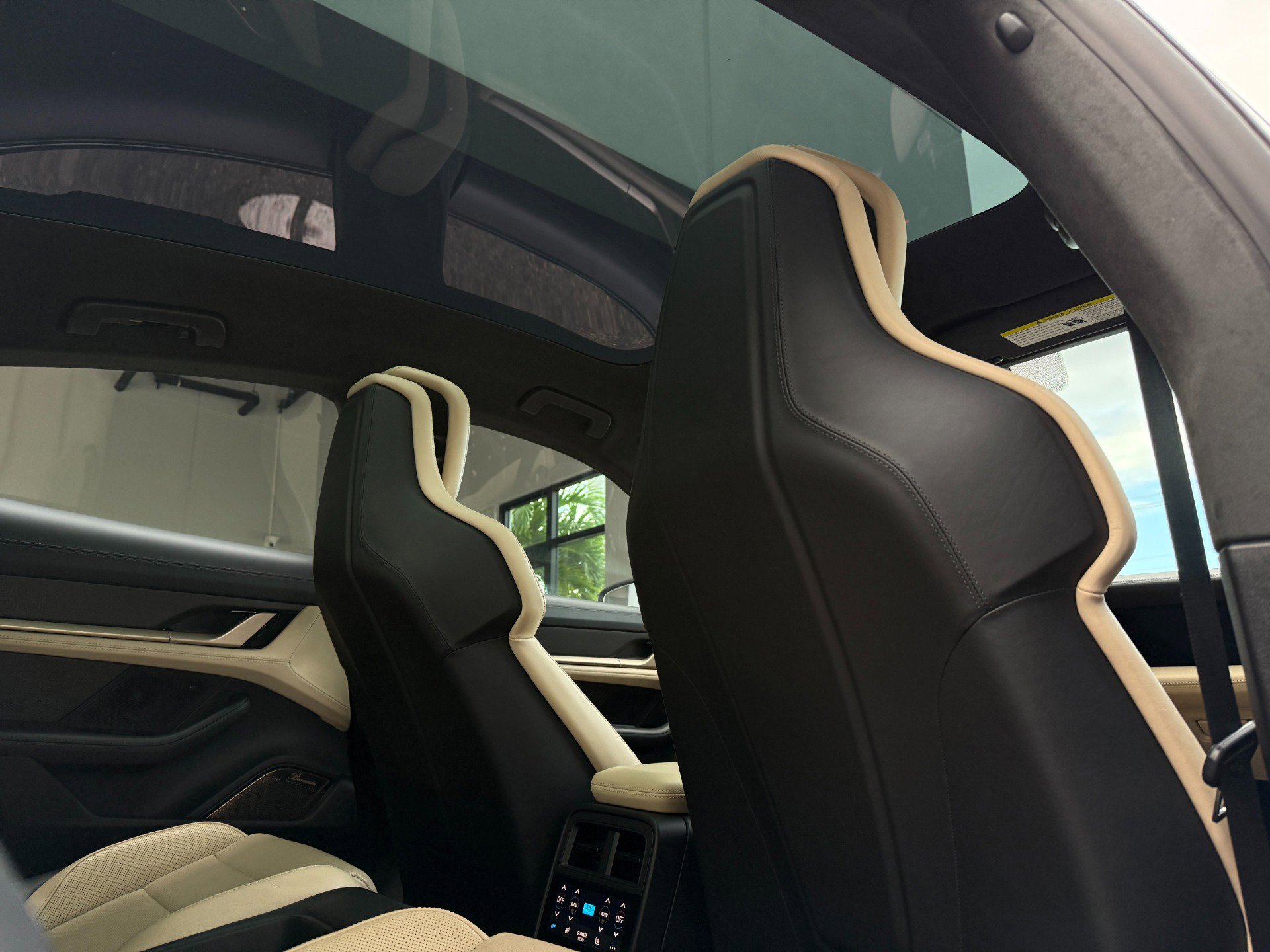 Used 2020 Porsche Taycan Turbo S image 37