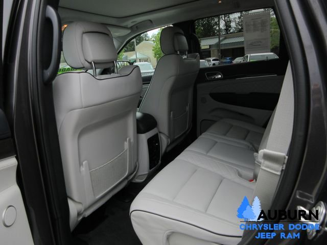 Used 2017 Jeep Grand Cherokee Summit image 23