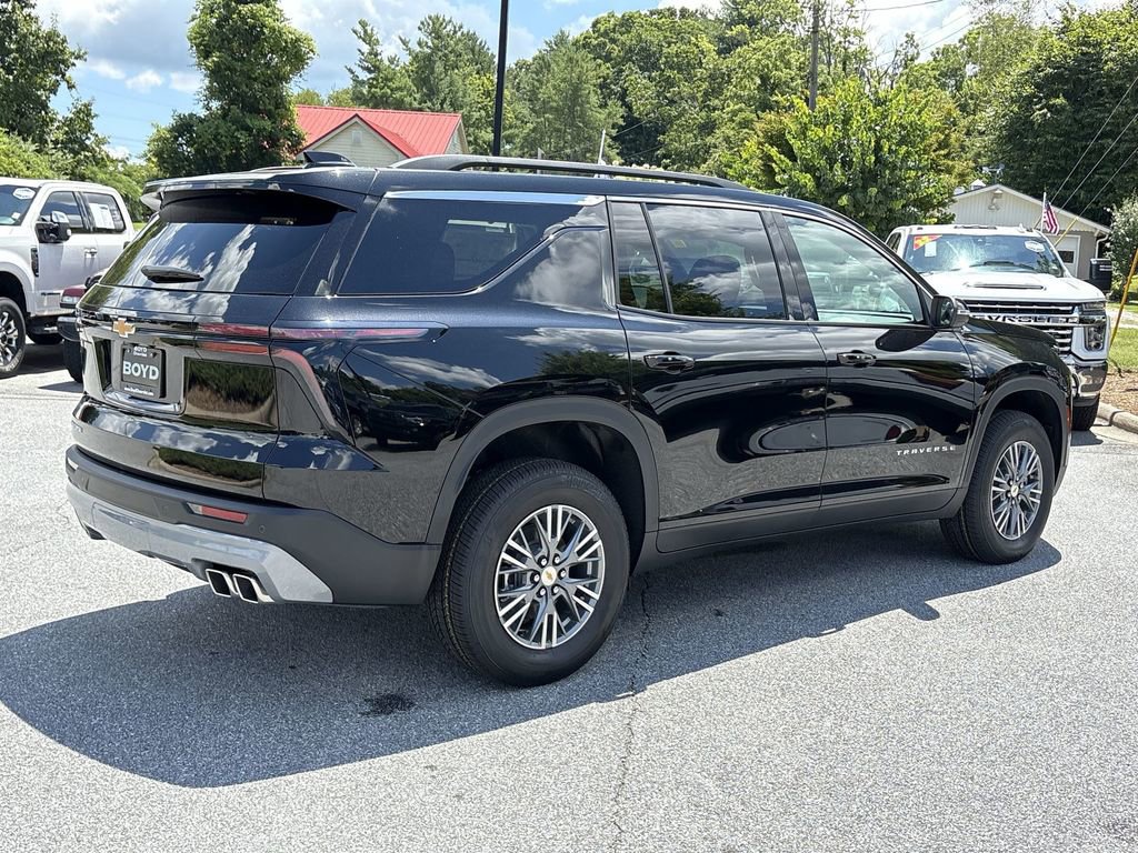 New 2026 Chevrolet Traverse LT image 8