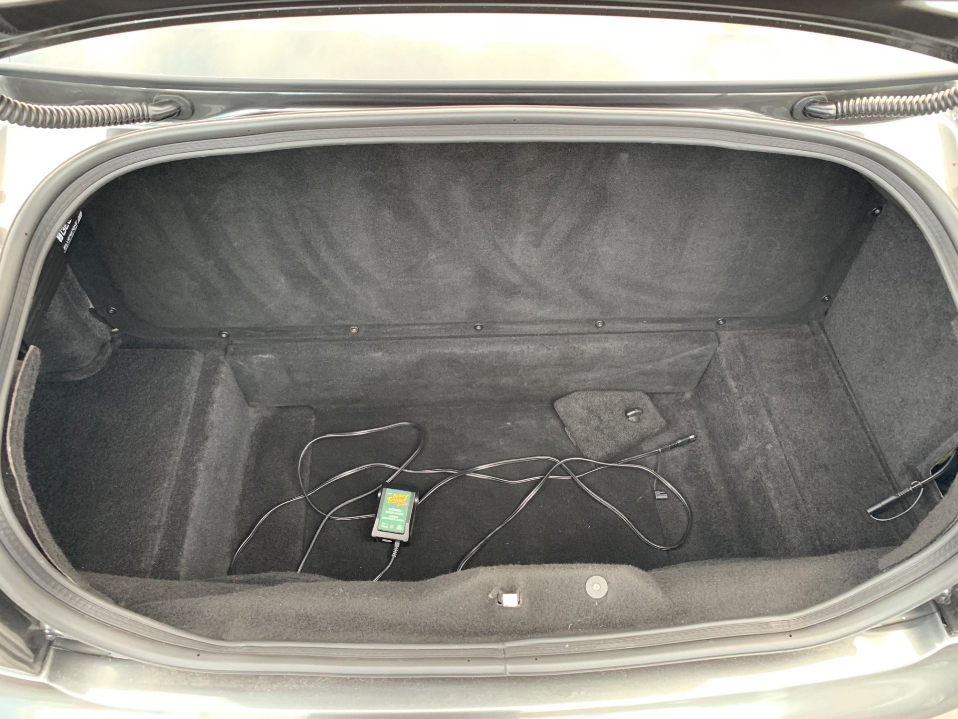 Used 2005 Ferrari 612 Scaglietti image 11